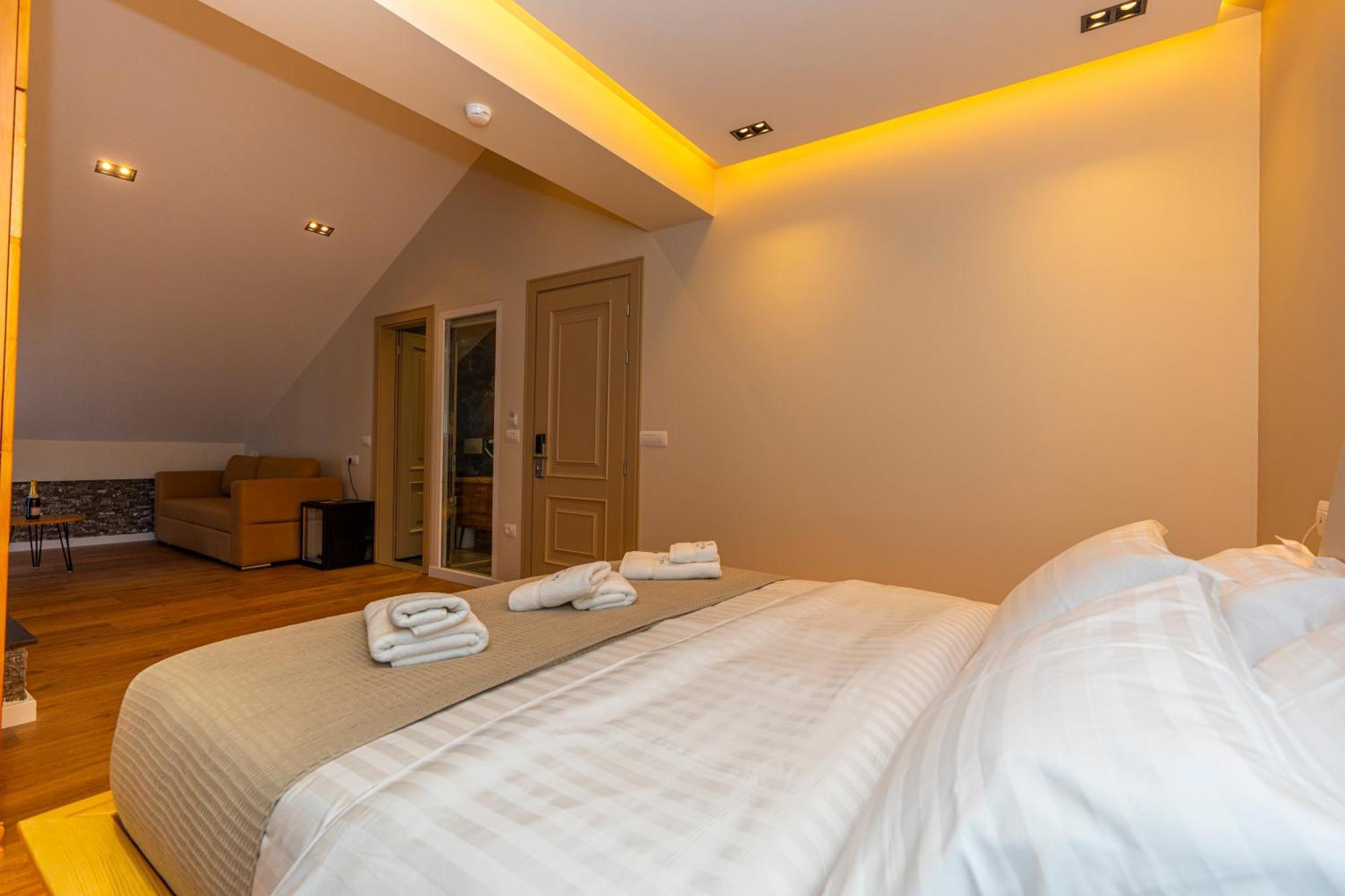 Hotel Jezerca เธทธ์ ภายนอก รูปภาพ