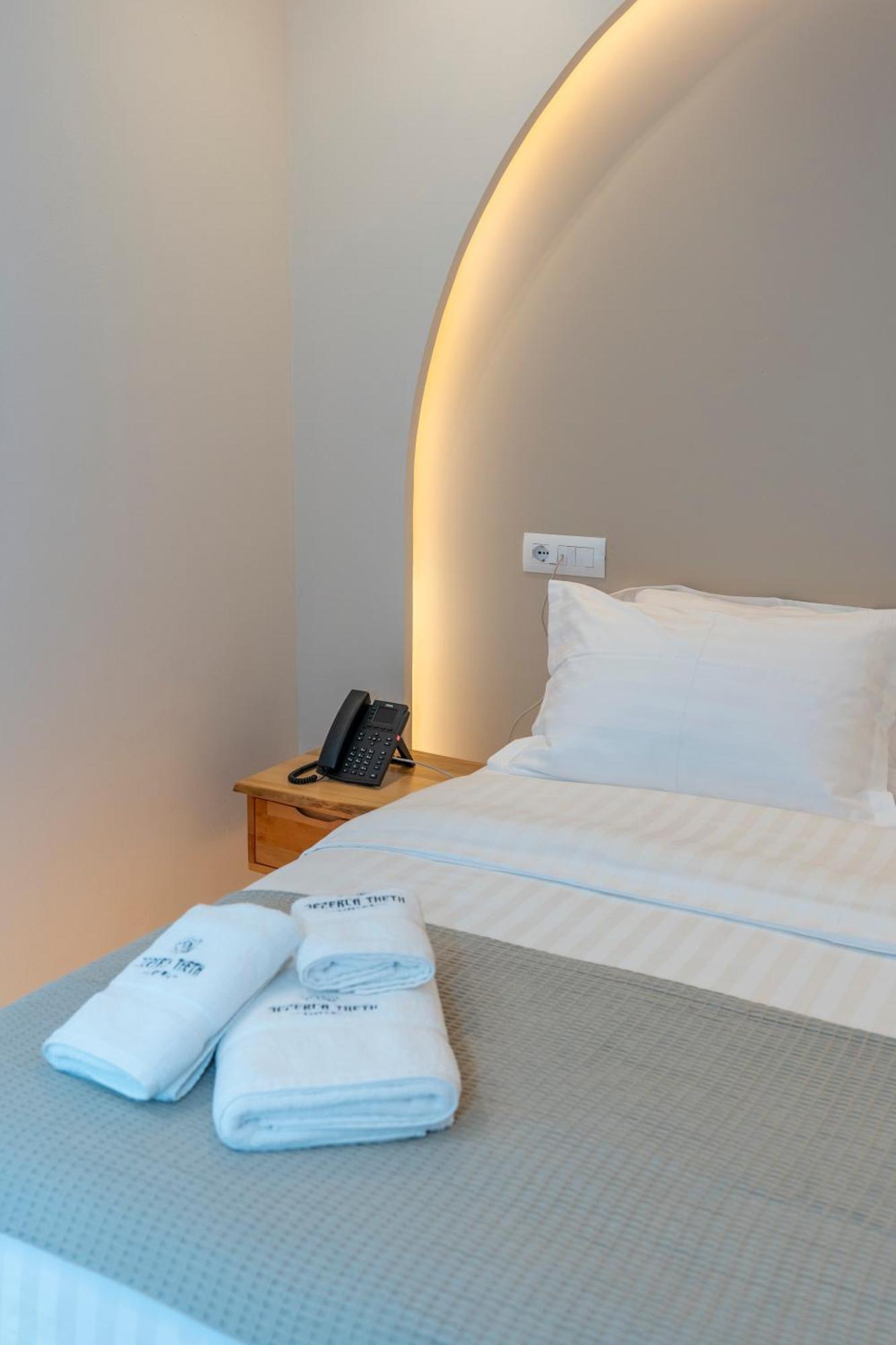 Hotel Jezerca เธทธ์ ภายนอก รูปภาพ
